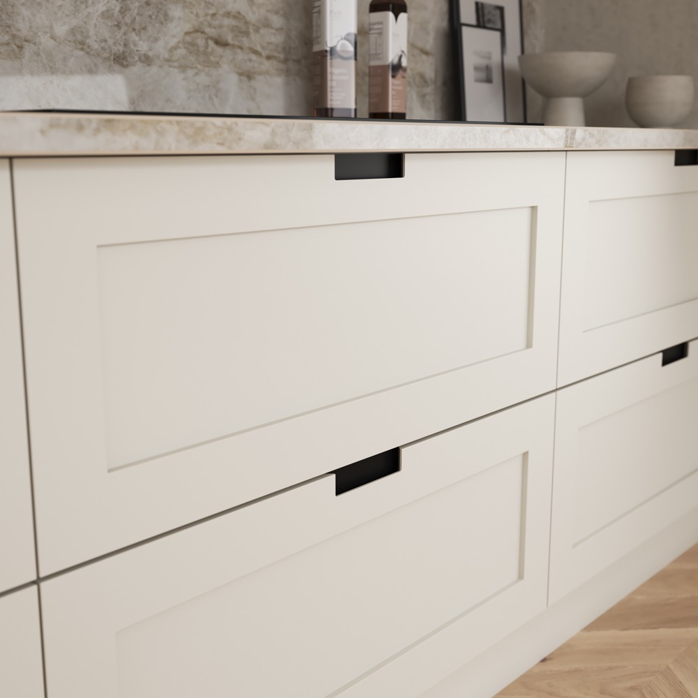 Hunton in Edge in Porcelain by PWS
