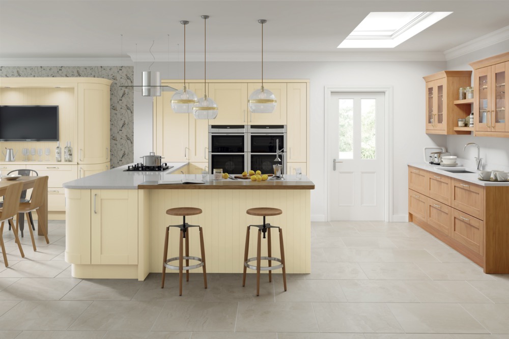 Cambridge in Cream by TKC