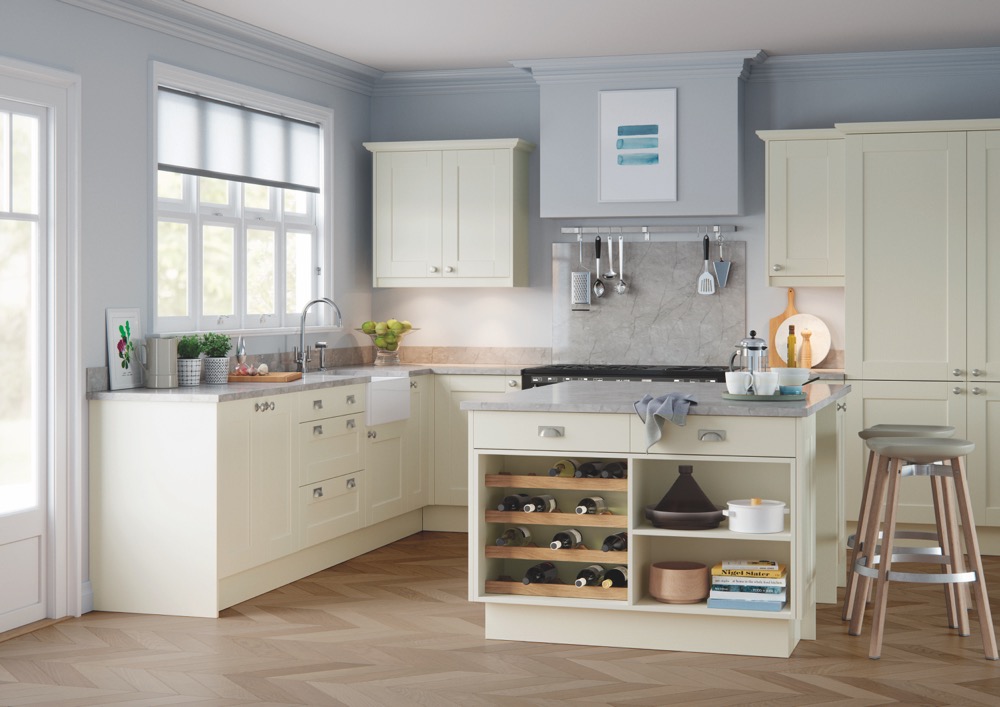 Kensington in Porcelain by Uform